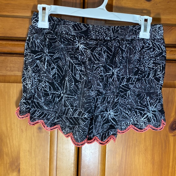 Mossimo Supply Co. Black and Pink Flowy Shorts - Picture 2 of 2